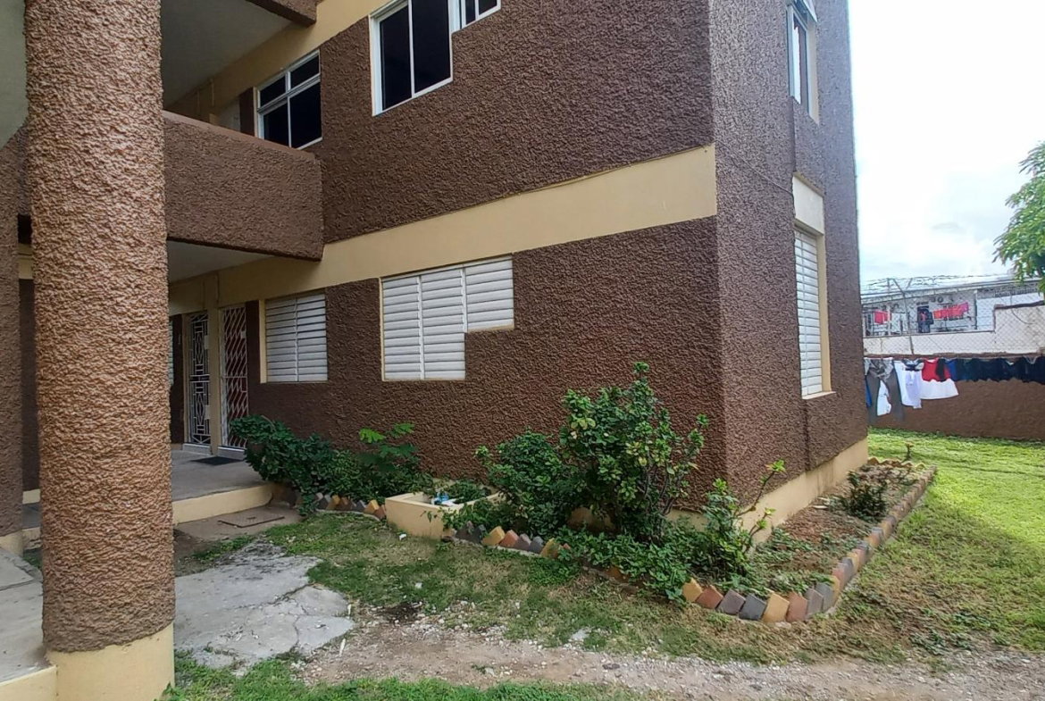 Seventh image of 5-7 Ruthven Road in Kingston 10, St. Andrew, Jamaica - property is For Rent