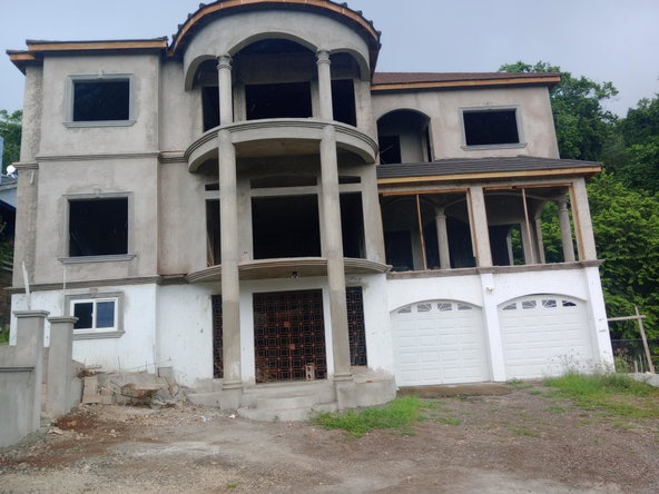 Ninth image of 1-29 Marcliffe Dr, White River in White River, St. Mary, Jamaica - property is For Rent