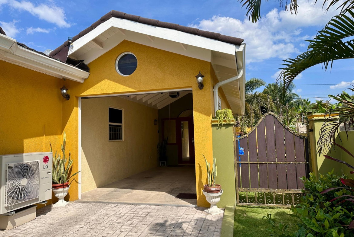 Twenty-Ninth image of 4 Lappet Drive in St. Ann's Bay, St. Ann, Jamaica - property is For Rent