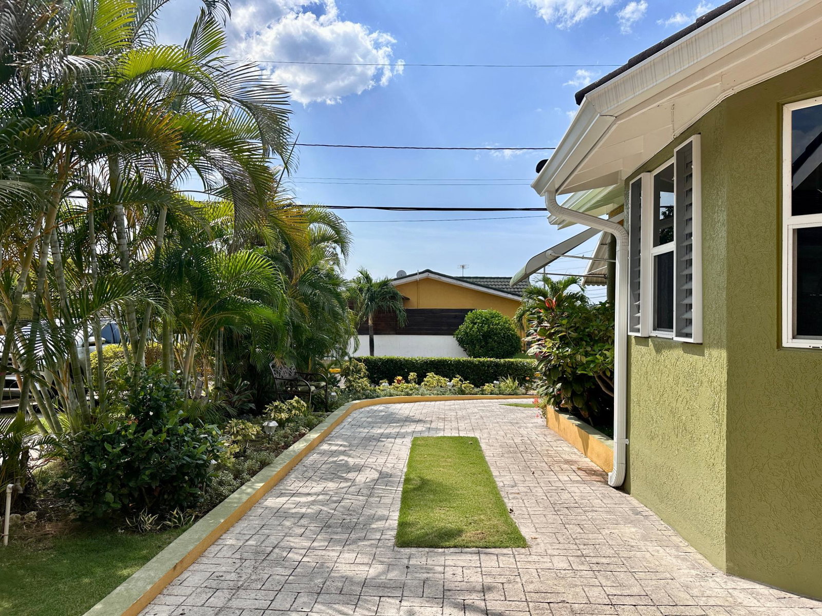 Furnished-1-Bedroom-Suite-for-Rent-in-Drax-Hall-Manor-St.-Ann Thirtieth image of 4 Lappet Drive in St. Ann's Bay, St. Ann, Jamaica - property is For Rent