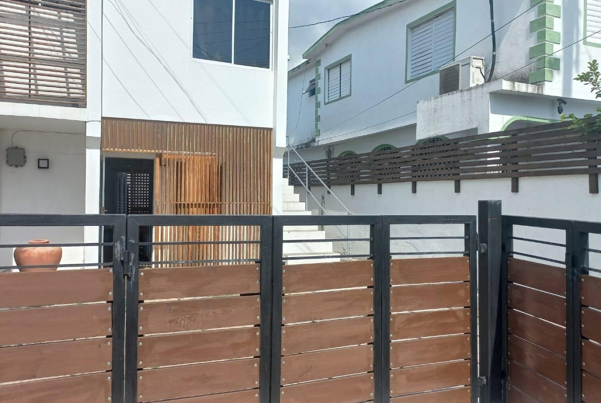 Thirteenth image of 11 Marigold Way in Kingston 6, St. Andrew, Jamaica - property is For Rent