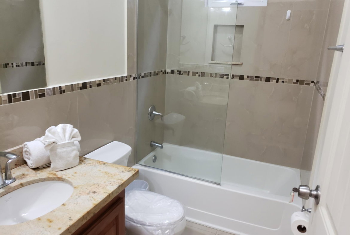 Tenth image of 12 Washington Drive in Kingston 10, St. Andrew, Jamaica - property is For Rent