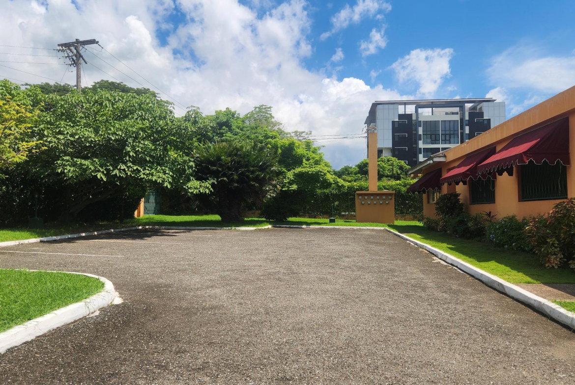 Twenty-Seventh image of 4- 45 Wellington Drive in Kingston 6, St. Andrew, Jamaica - property is For Rent