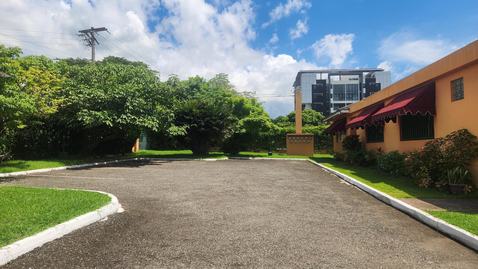 Twenty-Seventh image of 4- 45 Wellington Drive in Kingston 6, St. Andrew, Jamaica - property is For Rent