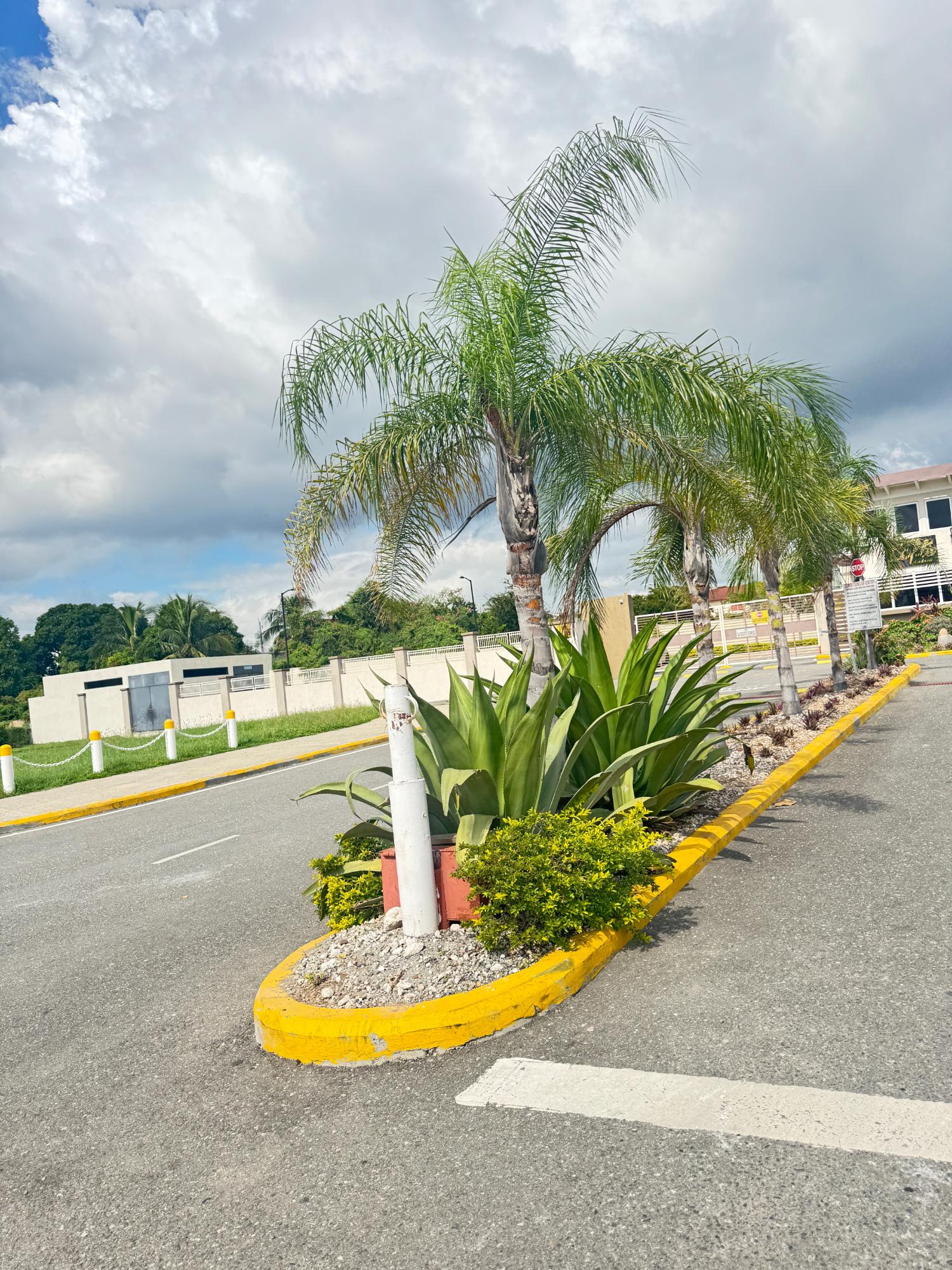 Third image of A-401-14-17 Crieffe Road in Kingston 10, St. Andrew, Jamaica - property is For Rent