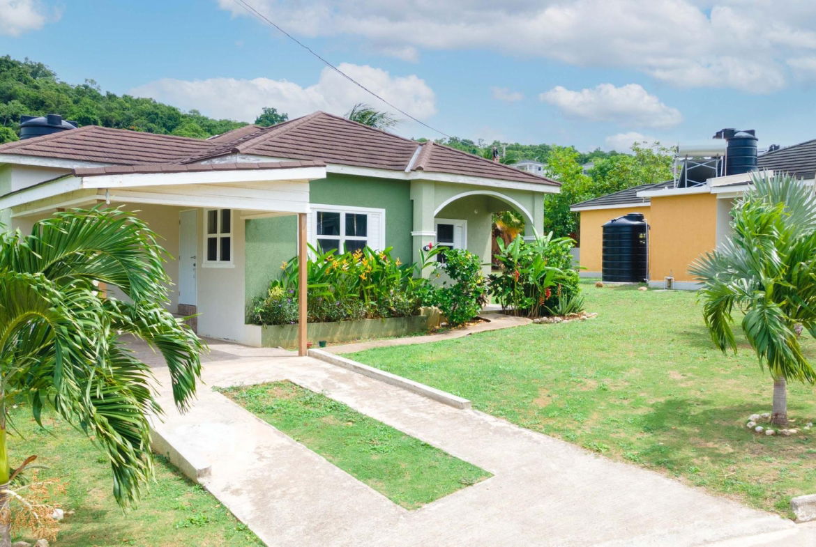 Third image of 561 Calabash Close, Savannah in Runaway Bay, St. Ann, Jamaica - property is For Rent