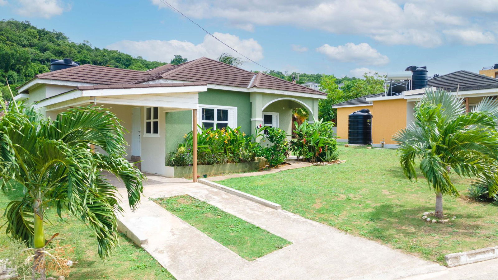 Furnished-2-Bedroom-House-for-Rent-in-Runaway-Bay-St-Ann Third image of 561 Calabash Close, Savannah in Runaway Bay, St. Ann, Jamaica - property is For Rent