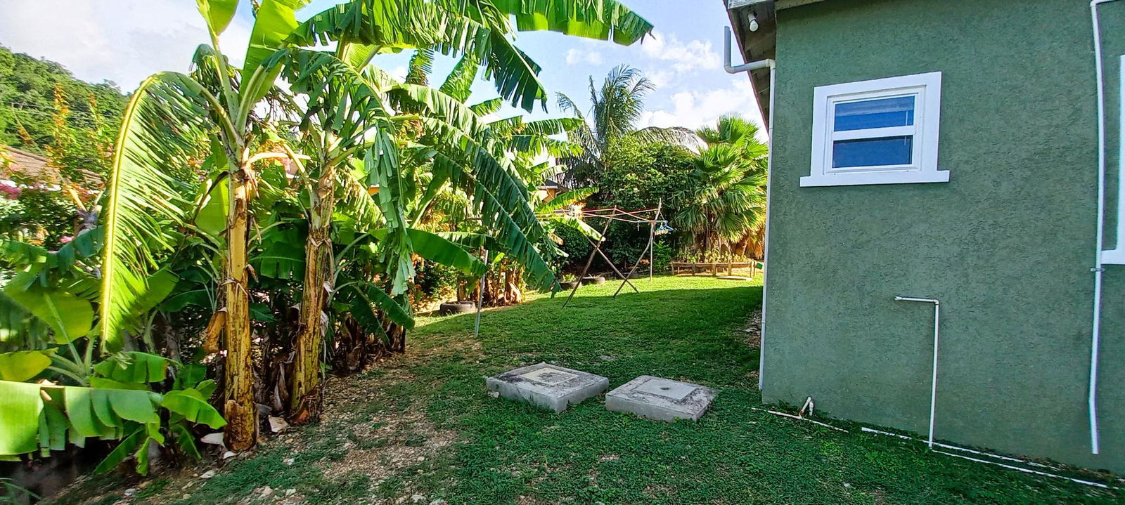 Furnished-2-Bedroom-House-for-Rent-in-Runaway-Bay-St-Ann Twenty-Second image of 561 Calabash Close, Savannah in Runaway Bay, St. Ann, Jamaica - property is For Rent