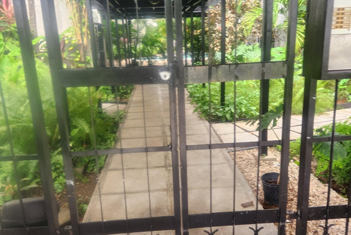 Thirteenth image of 208-1 Caribbean Close in Kingston 5, St. Andrew, Jamaica - property is For Rent