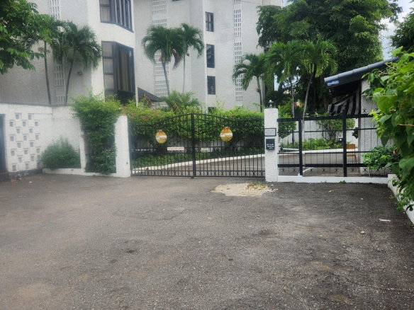 First image of 208-1 Caribbean Close in Kingston 5, St. Andrew, Jamaica - property is For Rent