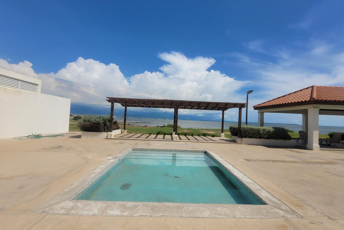 Twenty-Ninth image of 101-612 Bay Front Apartments in Port Henderson, St. Catherine, Jamaica - property is For Rent