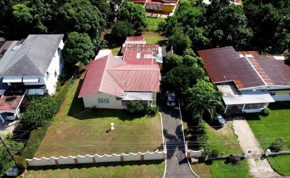 Second image of 7 Dunscombe Drive in Havendale, St. Andrew, Jamaica - property is For Sale