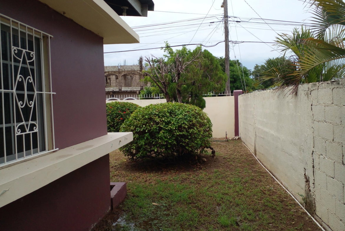 Fifth image of 14 Wildwood Close, Westmore in Spanish Town, St. Catherine, Jamaica - property is For Sale