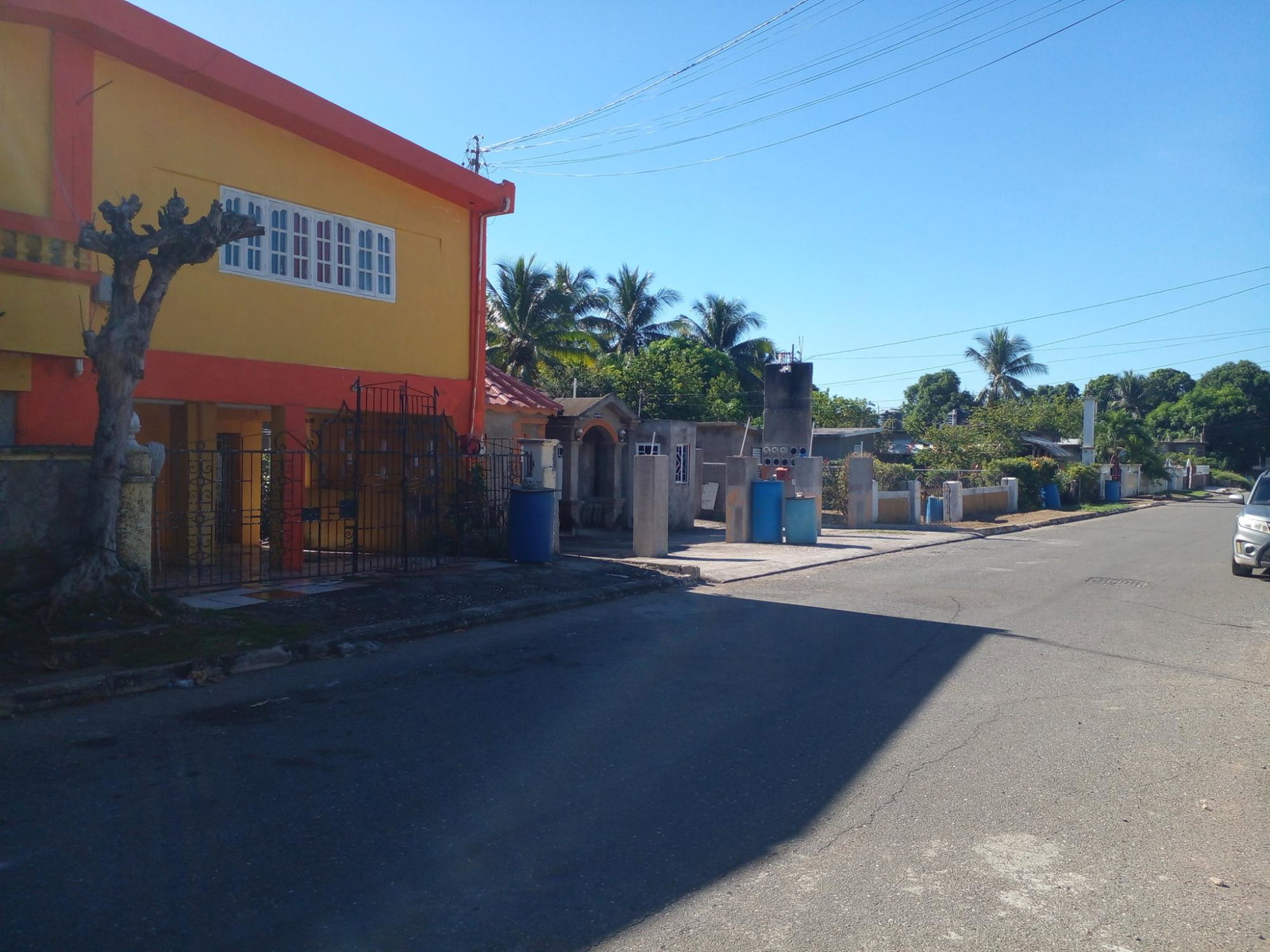 Second image of 417 Fairfield Crescent, Spani in Spanish Town, St. Catherine, Jamaica - property is For Sale