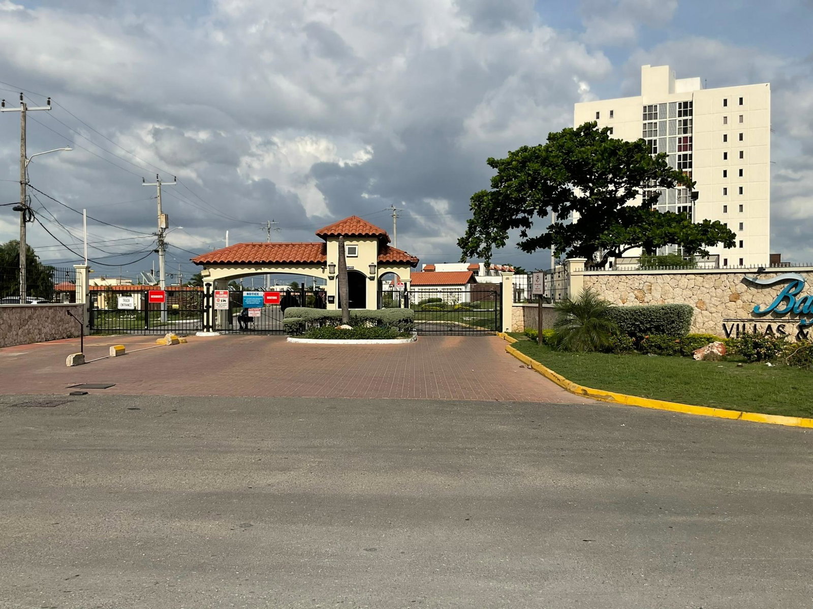 Investment-Ready-2-Bedroom-Villa-in-Bay-Front-Jamaica Second image of 25 Morgan's Drive Bay Front in Port Henderson, St. Catherine, Jamaica - property is For Sale