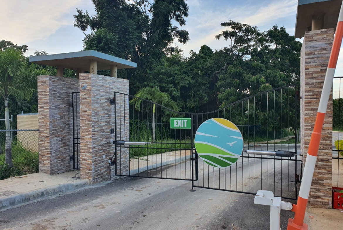 Fifth image of 464 Camelot Village, Phase 5, in Discovery Bay, St. Ann, Jamaica - property is For Rent