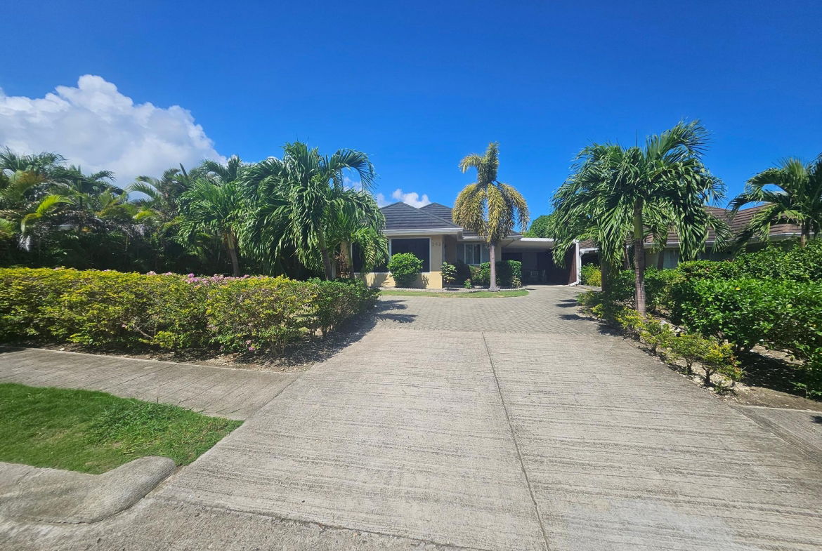 Fourth image of 292 Richmond Estate, The Palm in Ocho Rios, St. Ann, Jamaica - property is For Rent