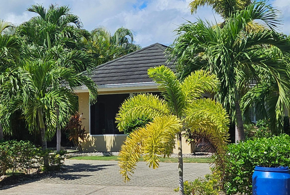 Fifth image of 292 Richmond Estate, The Palm in Ocho Rios, St. Ann, Jamaica - property is For Rent