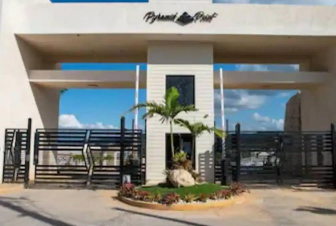 First image of 27- Pyramid Point in Ocho Rios, St. Ann, Jamaica - property is For Rent