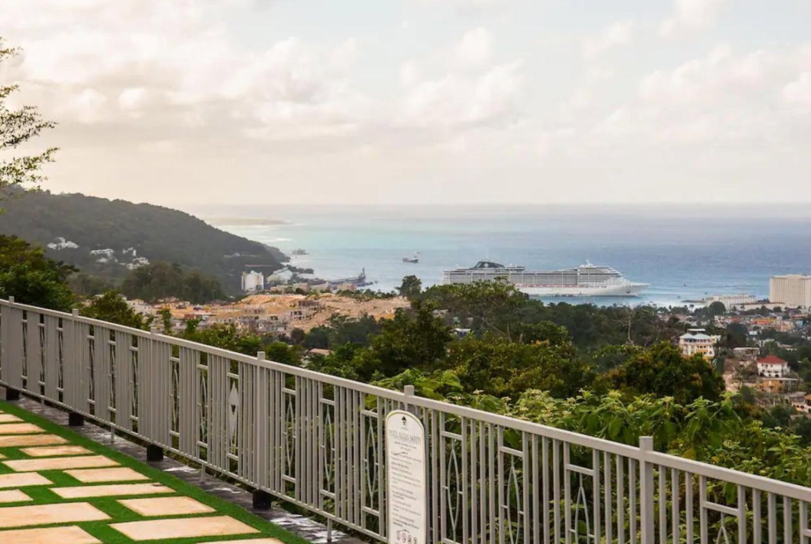 Tenth image of 27- Pyramid Point in Ocho Rios, St. Ann, Jamaica - property is For Rent