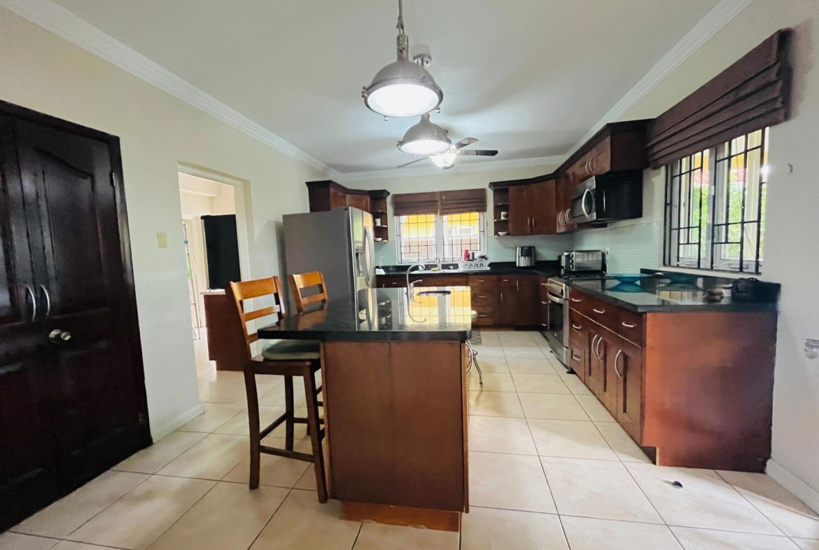 Fourth image of 10-19-21 Farringdon Drive in Jacks Hill, St. Andrew, Jamaica - property is For Rent