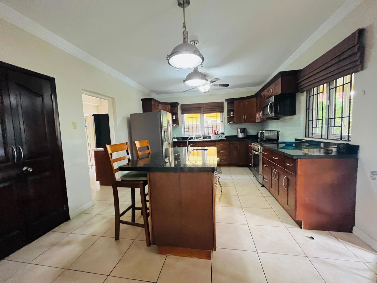 Fourth image of 10-19-21 Farringdon Drive in Jacks Hill, St. Andrew, Jamaica - property is For Rent
