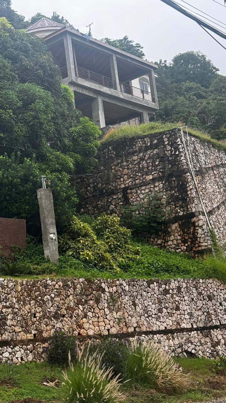 Luxurious-5-Bedroom-Home-for-Sale-in-St.-Andrew-Jamaica Second image of Lot 51-26 Cleopatra Avenue,kingston in Kingston 19, St. Andrew, Jamaica - property is For Sale