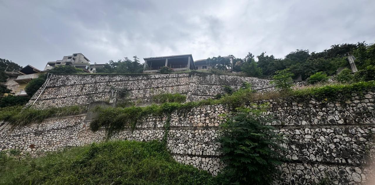 Luxurious-5-Bedroom-Home-for-Sale-in-St.-Andrew-Jamaica Eleventh image of Lot 51-26 Cleopatra Avenue,kingston in Kingston 19, St. Andrew, Jamaica - property is For Sale