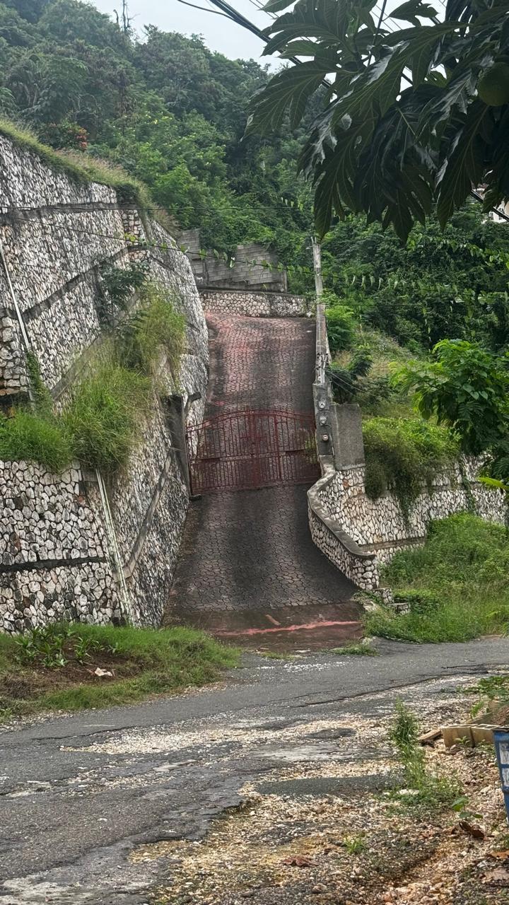 Luxurious-5-Bedroom-Home-for-Sale-in-St.-Andrew-Jamaica Fourth image of Lot 51-26 Cleopatra Avenue,kingston in Kingston 19, St. Andrew, Jamaica - property is For Sale