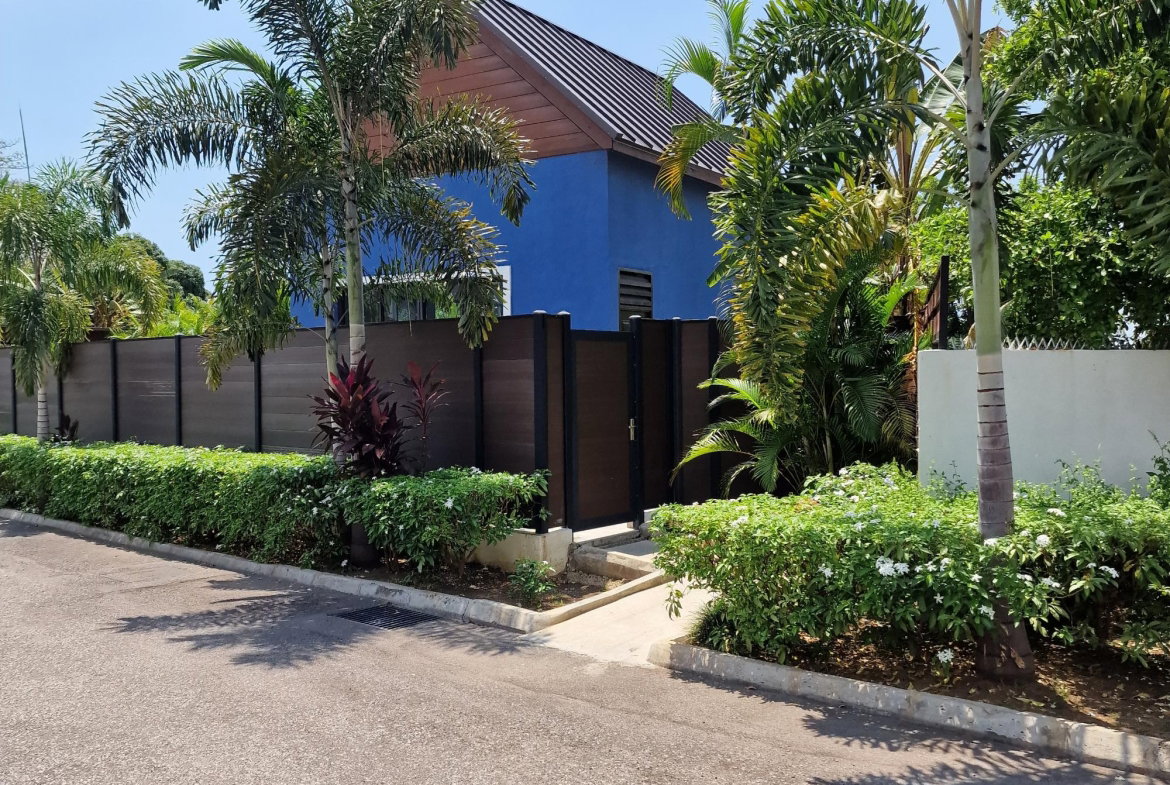 Sixteenth image of 21-21 Salisbury Avenue in Kingston 6, St. Andrew, Jamaica - property is For Rent
