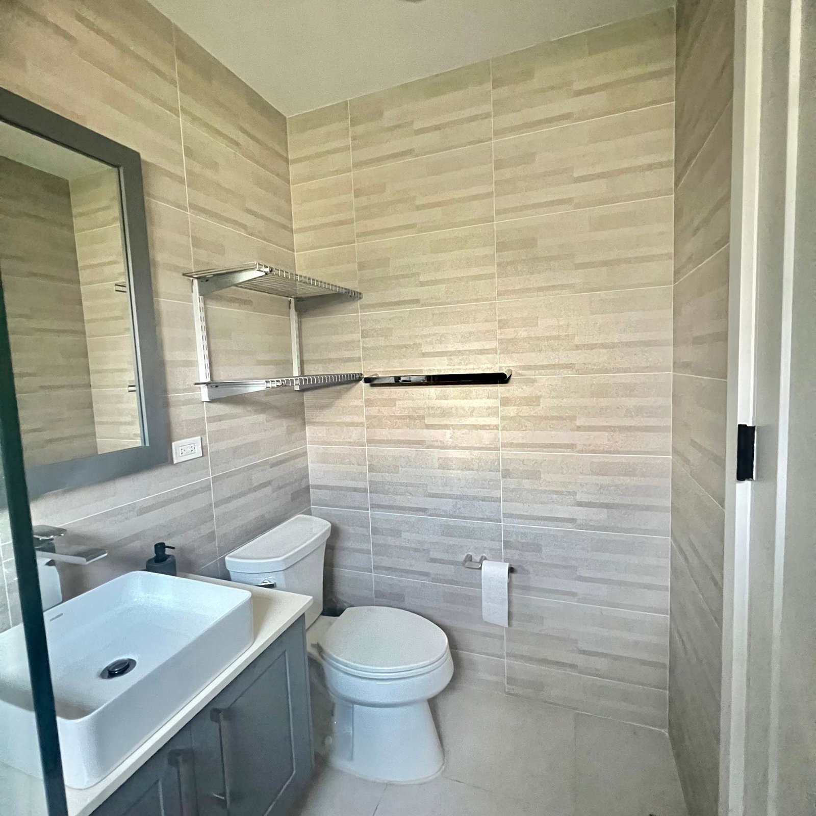 Tenth image of 21-21 Salisbury Avenue in Kingston 6, St. Andrew, Jamaica - property is For Rent