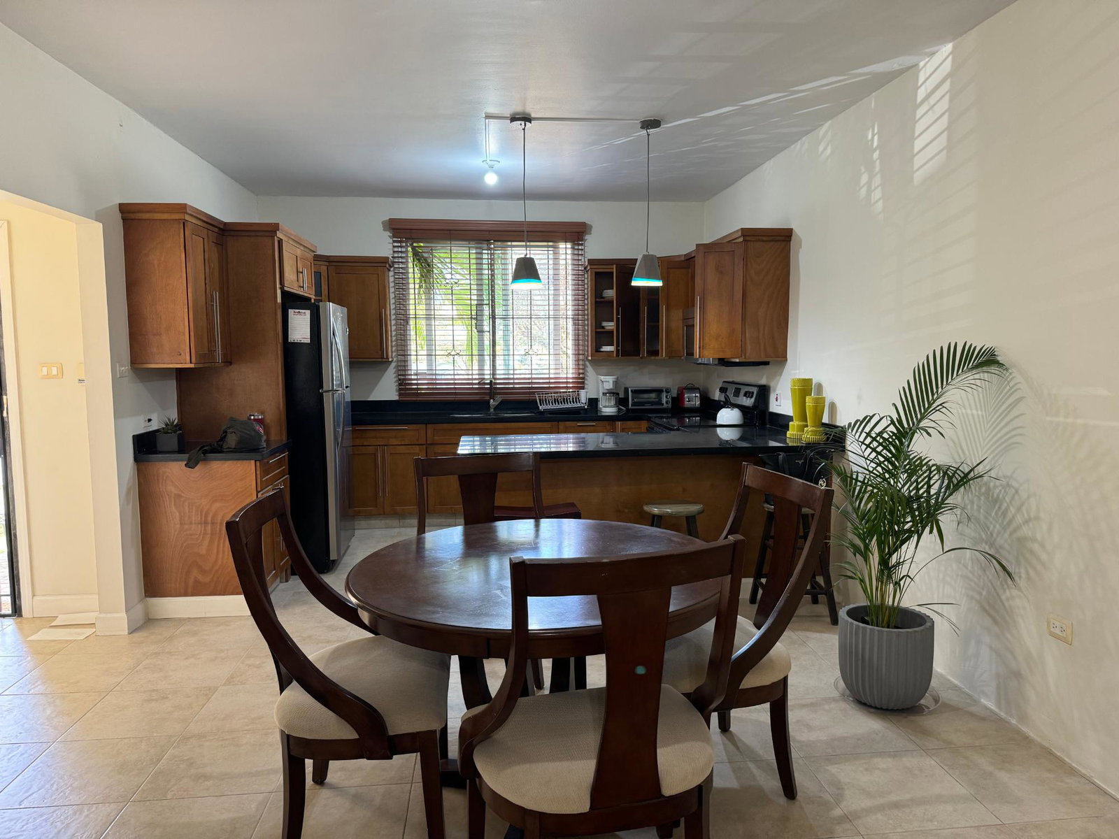 Luxurious-Townhouse-for-Rent-in-The-Granada-St.-Andrew Eleventh image of 10-17 East Kings House Road in Kingston 6, St. Andrew, Jamaica - property is For Rent