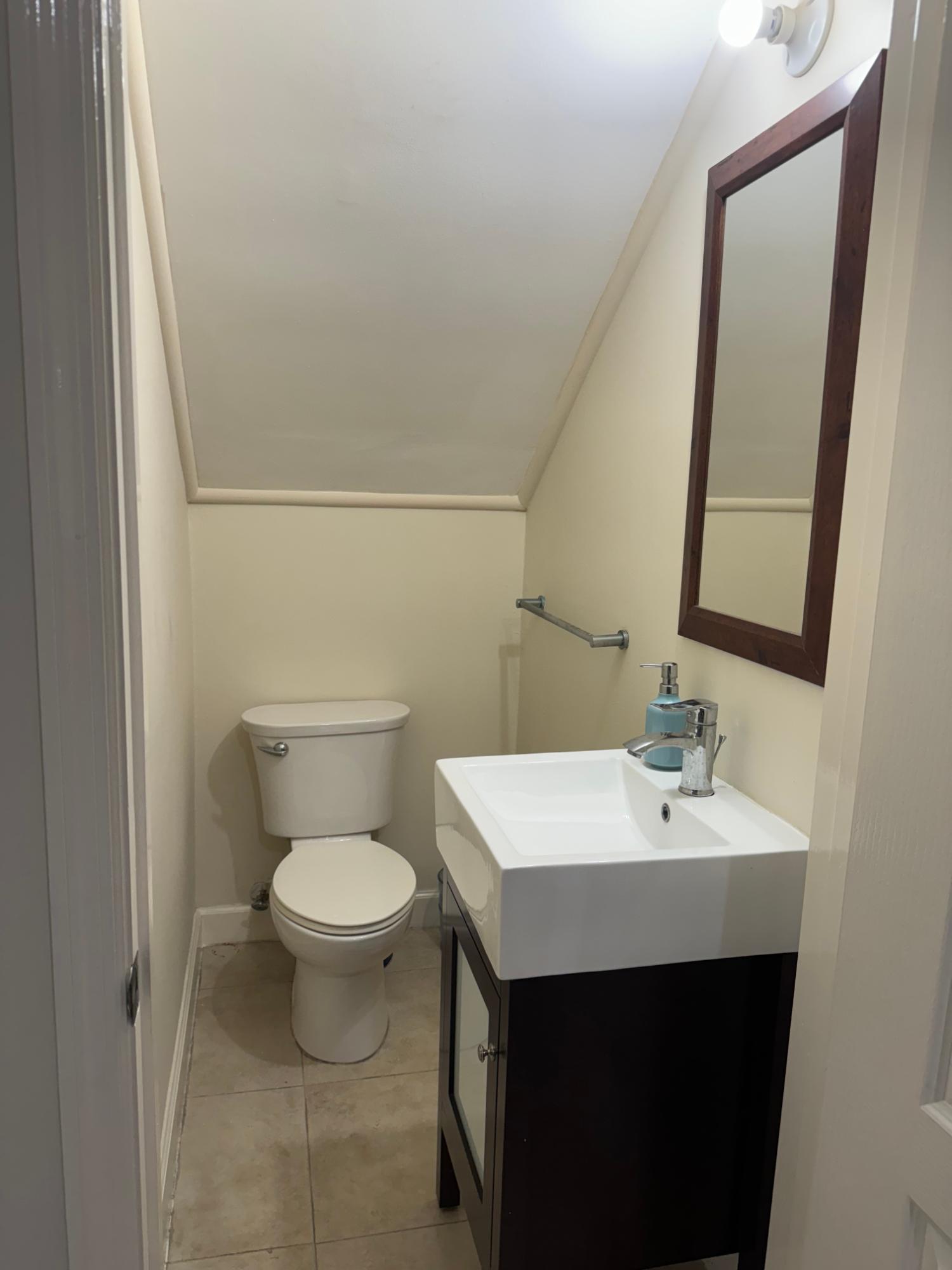 Luxurious-Townhouse-for-Rent-in-The-Granada-St.-Andrew Twenty-Fifth image of 10-17 East Kings House Road in Kingston 6, St. Andrew, Jamaica - property is For Rent