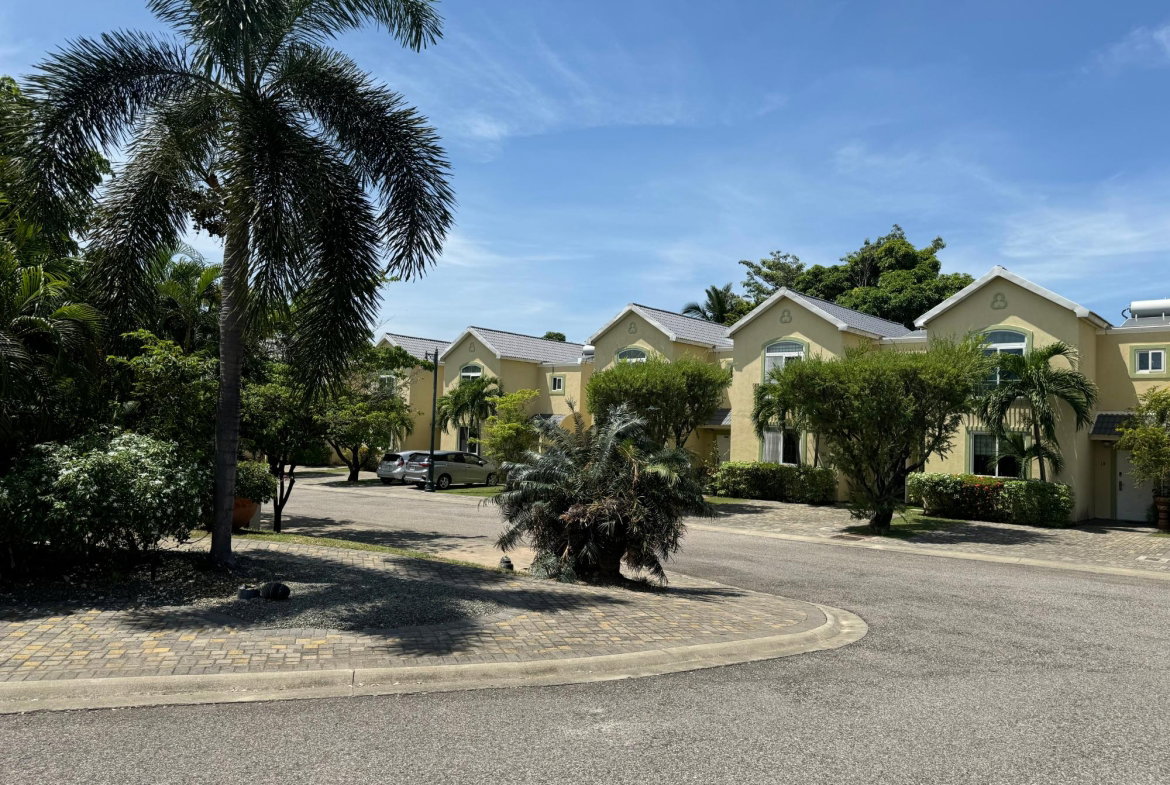 Fourth image of 10-17 East Kings House Road in Kingston 6, St. Andrew, Jamaica - property is For Rent