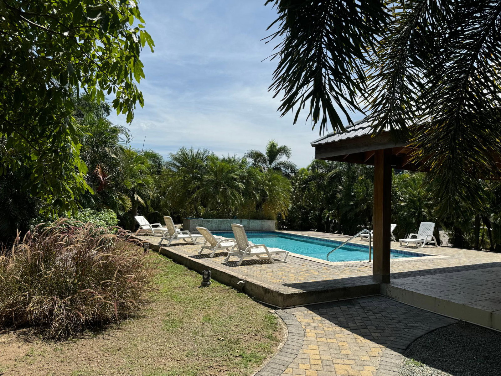 Luxurious-Townhouse-for-Rent-in-The-Granada-St.-Andrew Sixth image of 10-17 East Kings House Road in Kingston 6, St. Andrew, Jamaica - property is For Rent