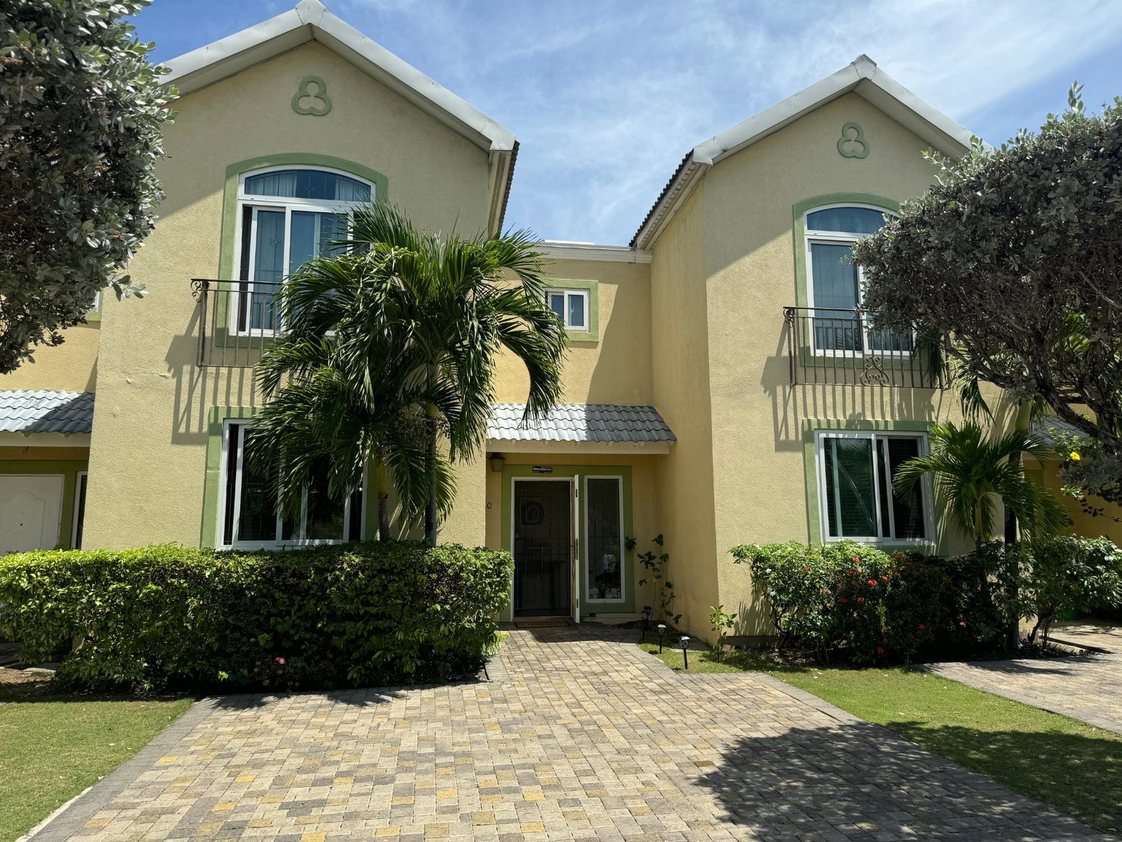 Luxurious-Townhouse-for-Rent-in-The-Granada-St.-Andrew First image of 10-17 East Kings House Road in Kingston 6, St. Andrew, Jamaica - property is For Rent
