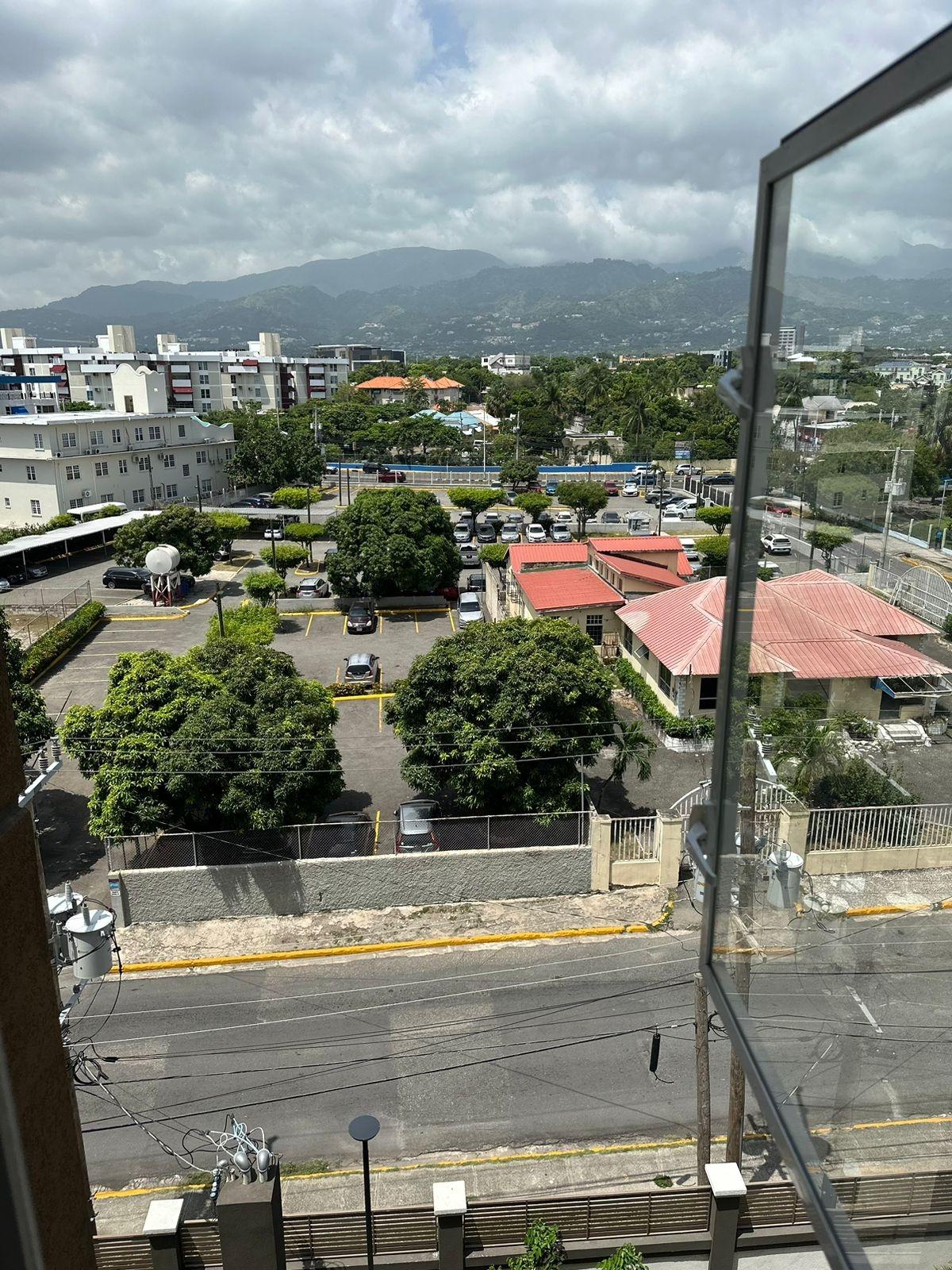 Luxury-1-Bedroom-Apartment-for-Rent-at-Ruthven-Towers-New-Kingston Eleventh image of 606-1-3 Ruthven Road in NEW KINGSTON, St. Andrew, Jamaica - property is For Rent
