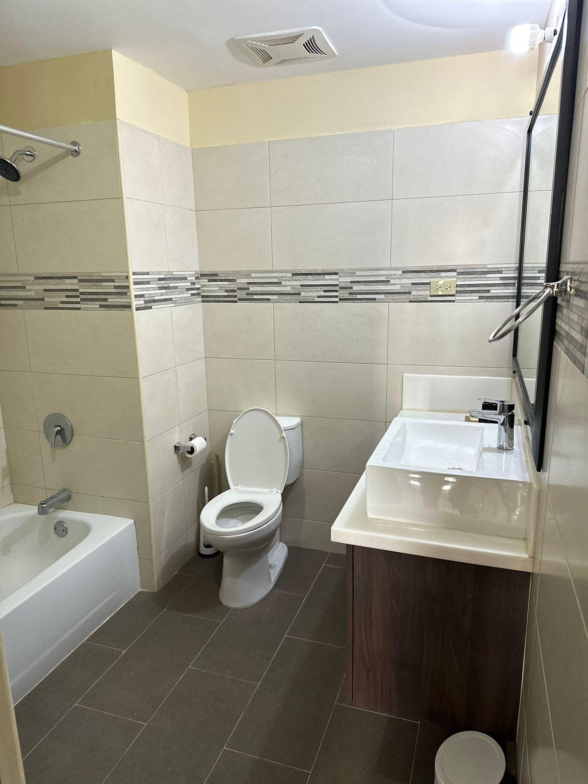 Luxury-1-Bedroom-Apartment-for-Rent-at-Ruthven-Towers-New-Kingston Fifth image of 606-1-3 Ruthven Road in NEW KINGSTON, St. Andrew, Jamaica - property is For Rent