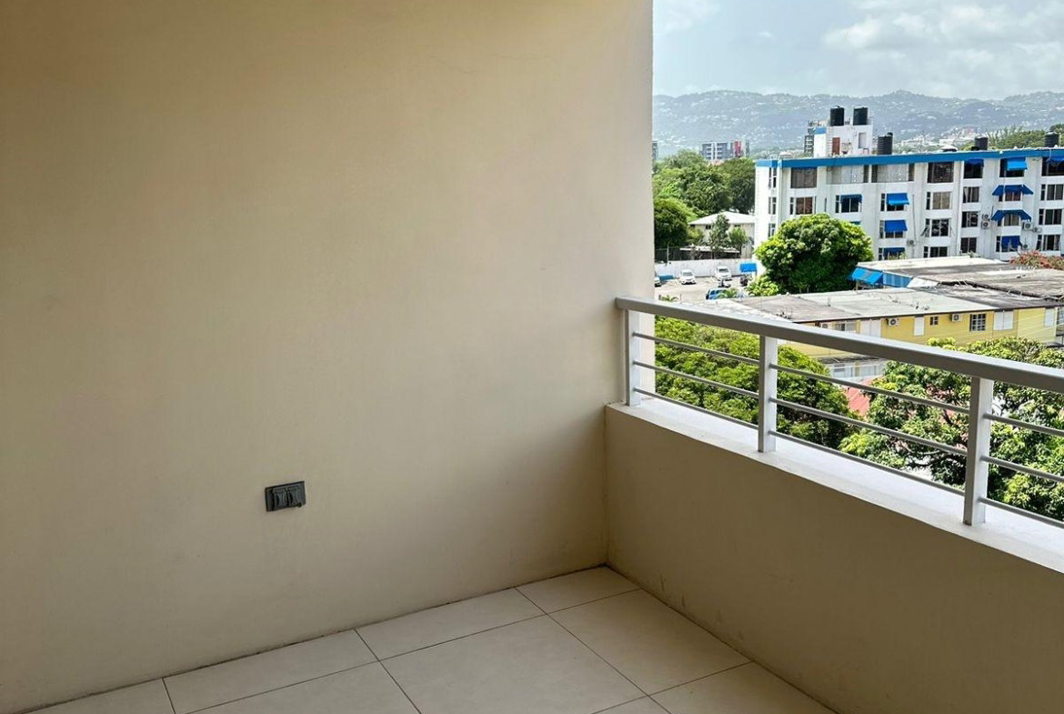 Seventh image of 606-1-3 Ruthven Road in NEW KINGSTON, St. Andrew, Jamaica - property is For Rent