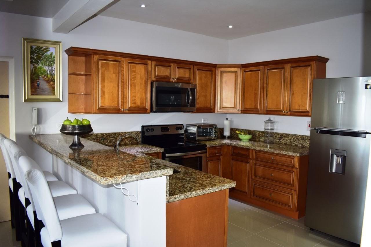 Seventh image of 5 Hobbs Ave, Montego Bay in Montego Bay, St. James, Jamaica - property is For Rent