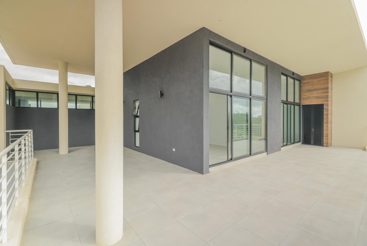 Fourteenth image of 501- Avista Bloomfield in Mandeville, Manchester, Jamaica - property is For Rent