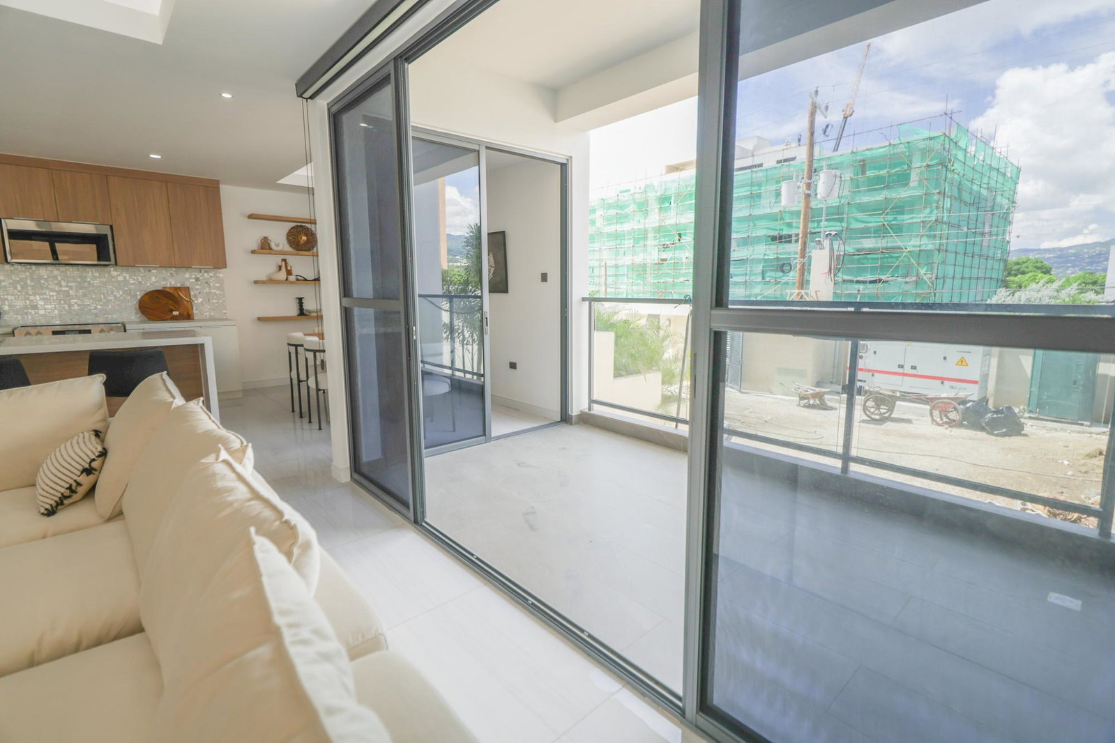 Seventh image of 101-3 Kings Drive in Kingston 6, St. Andrew, Jamaica - property is For Rent