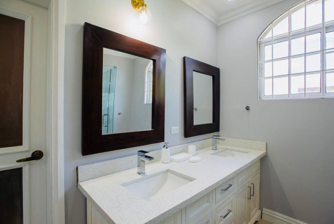 Eighth image of 1b-347 Bogue Village in Montego Bay, St. James, Jamaica - property is For Rent