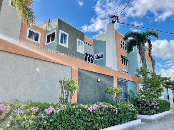 Second image of 9-10 Sunset Drive in Kingston 10, St. Andrew, Jamaica - property is For Rent