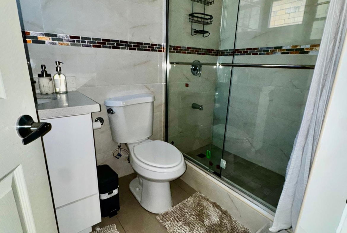 Seventh image of 9-10 Sunset Drive in Kingston 10, St. Andrew, Jamaica - property is For Rent