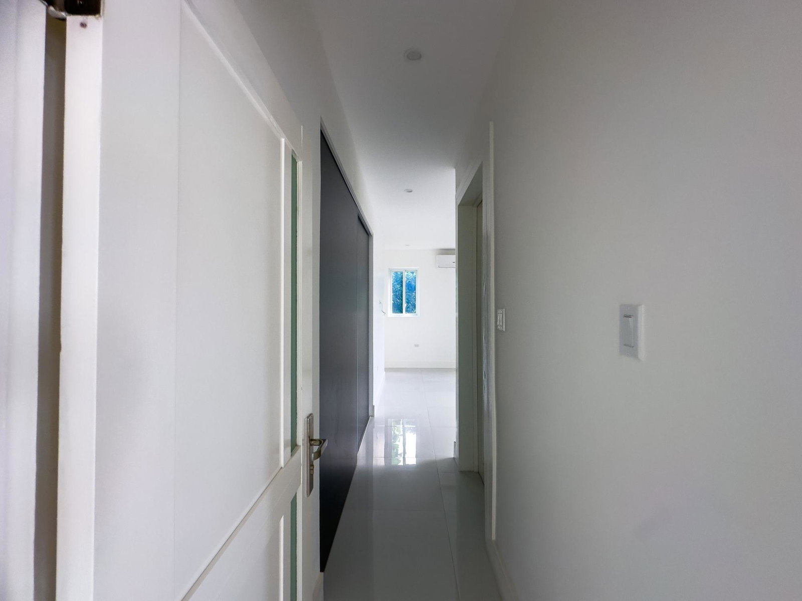 Third image of 4-2 Ottawa Avenue in Kingston 6, St. Andrew, Jamaica - property is For Rent