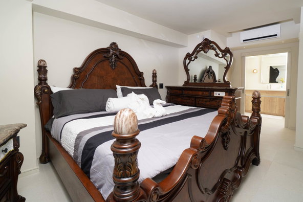 Twentieth image of 908-2-4 King Street in Kingston 1, Kingston, Jamaica - property is For Rent