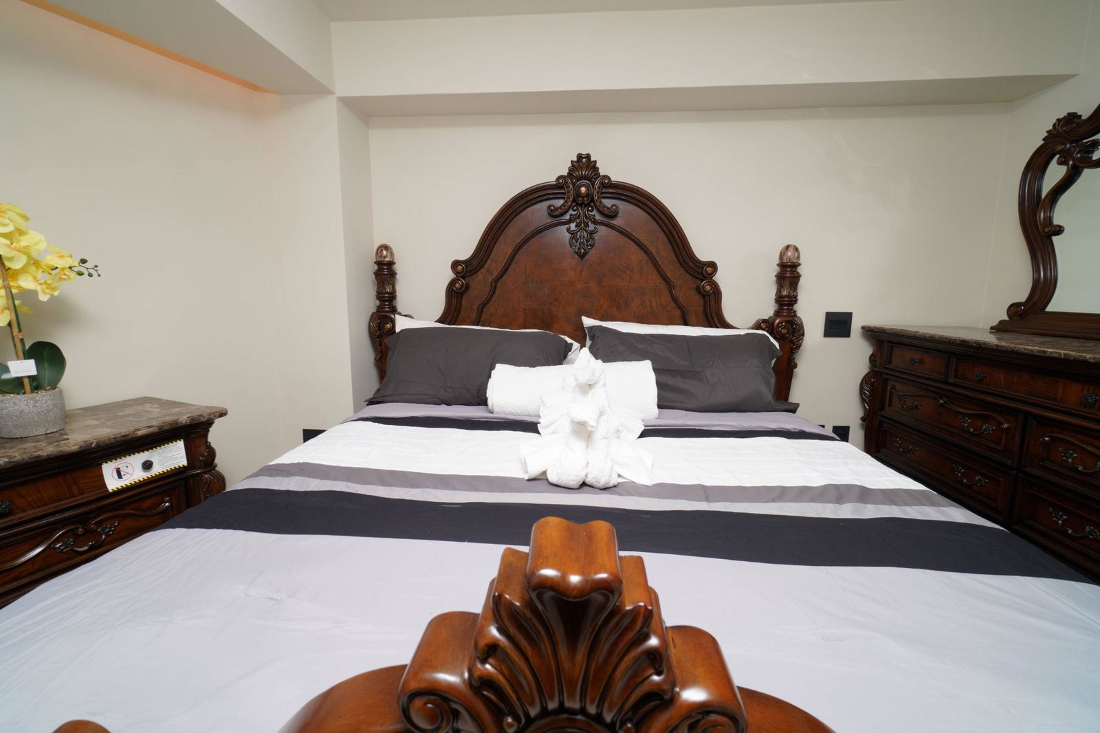 Twenty-Second image of 908-2-4 King Street in Kingston 1, Kingston, Jamaica - property is For Rent