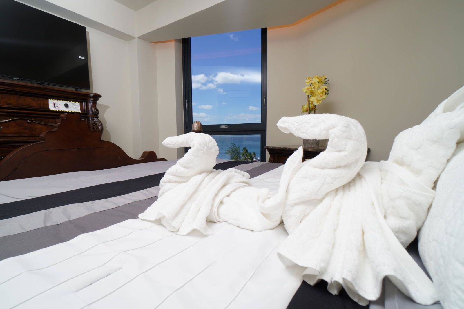 Twenty-Fourth image of 908-2-4 King Street in Kingston 1, Kingston, Jamaica - property is For Rent