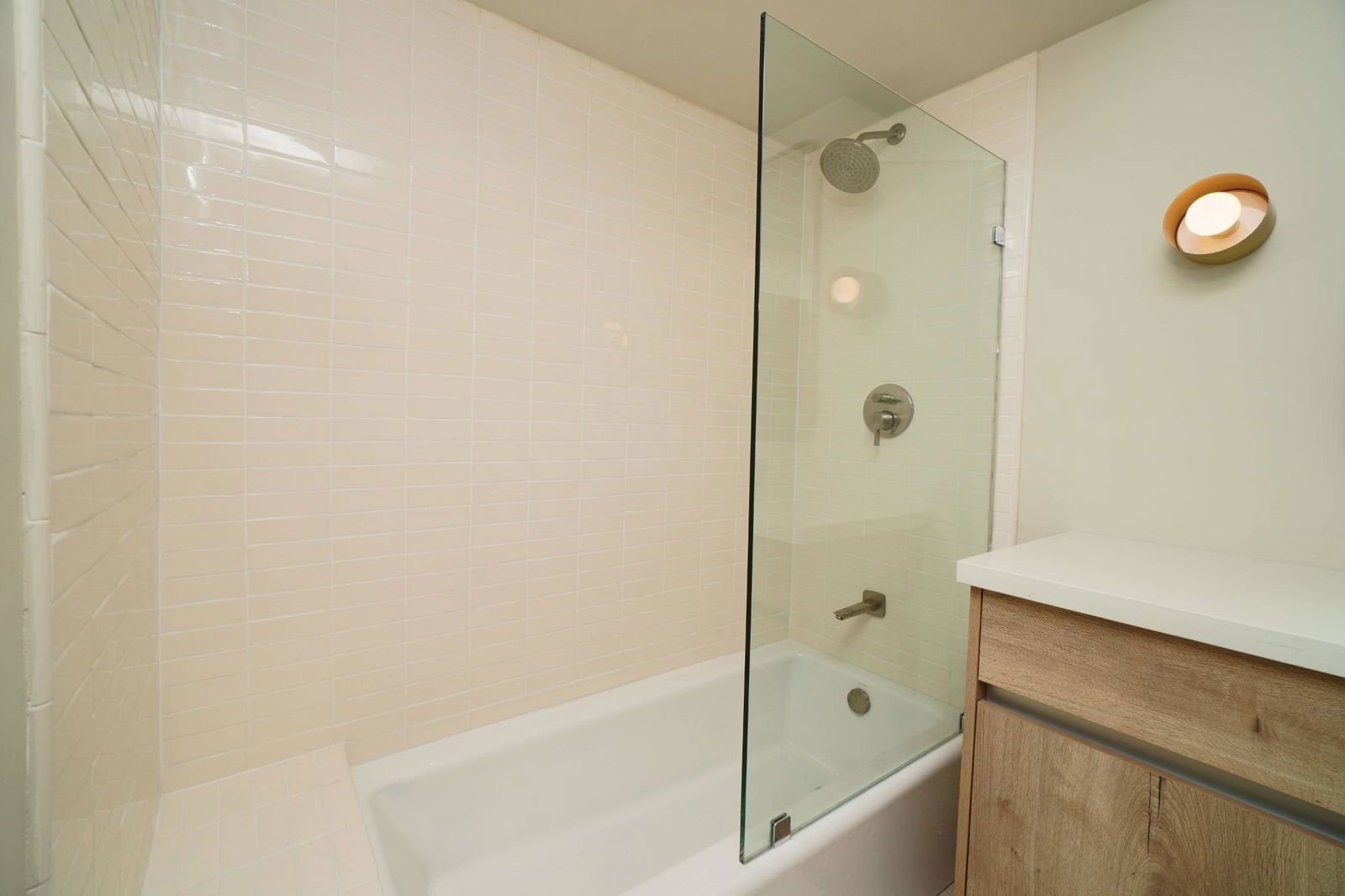 Twenty-Ninth image of 908-2-4 King Street in Kingston 1, Kingston, Jamaica - property is For Rent